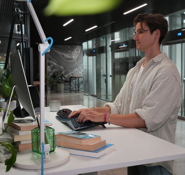Why Standing Beats Sitting: A Guide to Ergonomic Workspaces - Perixx Europe