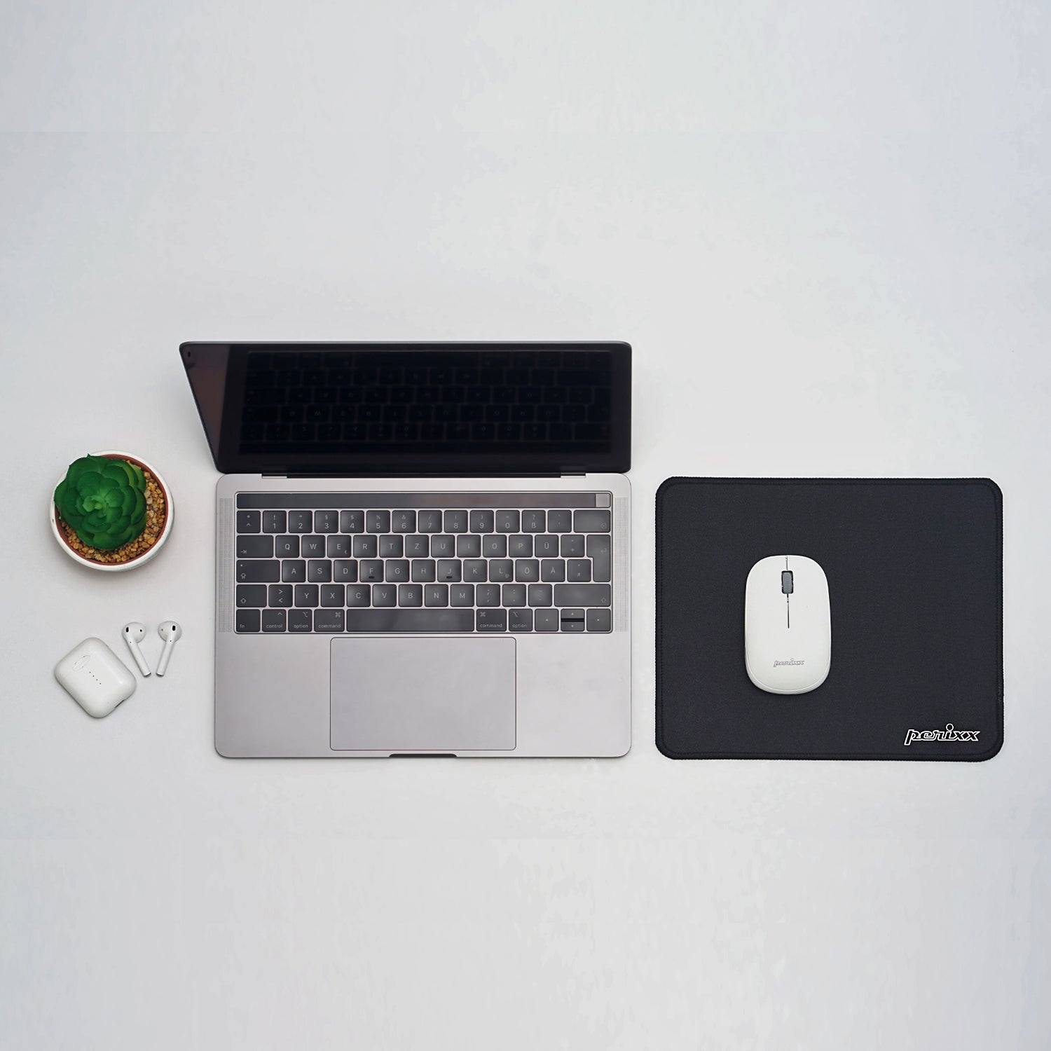 DX-1000 - Mouse Pad Stitched Edges Waterproof (M) - Perixx Europe